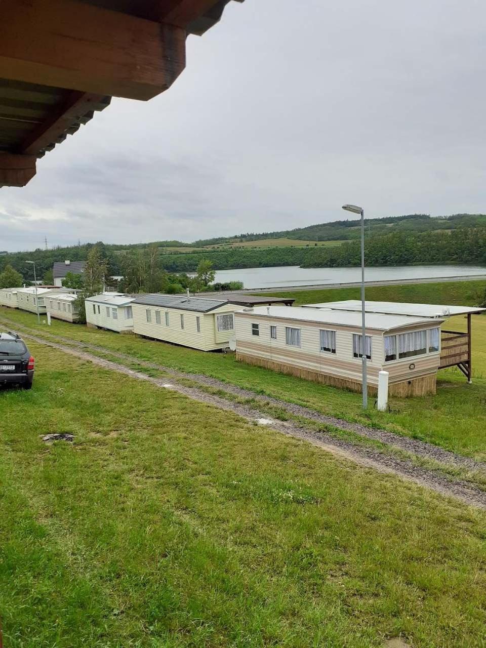 Mobilheim Na Louce Villa Vyrovice Eksteriør bilde